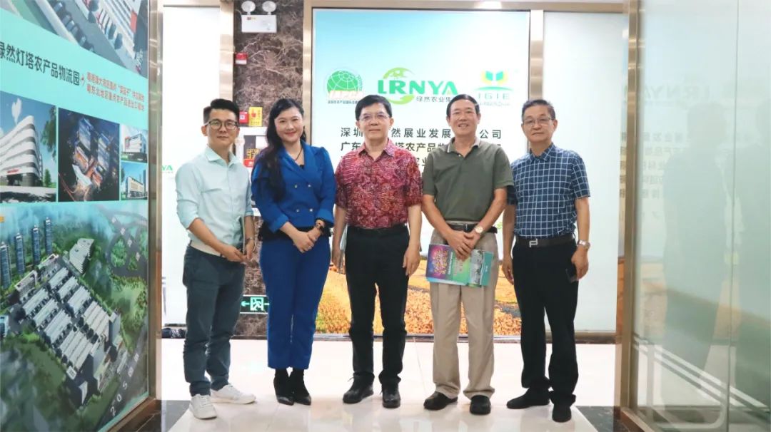 【協(xié)會(huì )動(dòng)態(tài)】深圳市社會(huì )組織總會(huì )聯(lián)合黨委副書(shū)記、紀委書(shū)記張武波一行蒞臨深圳市農產(chǎn)品國際流通協(xié)會(huì )考察